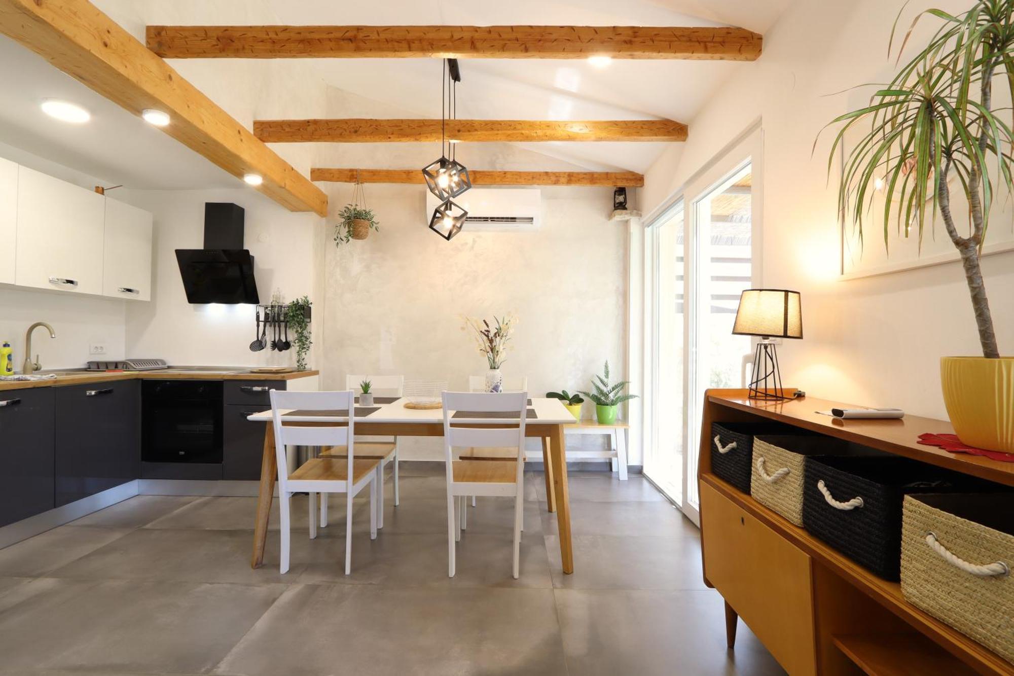 מדולין Holiday House "Laurus Garden" With Private Parking מראה חיצוני תמונה