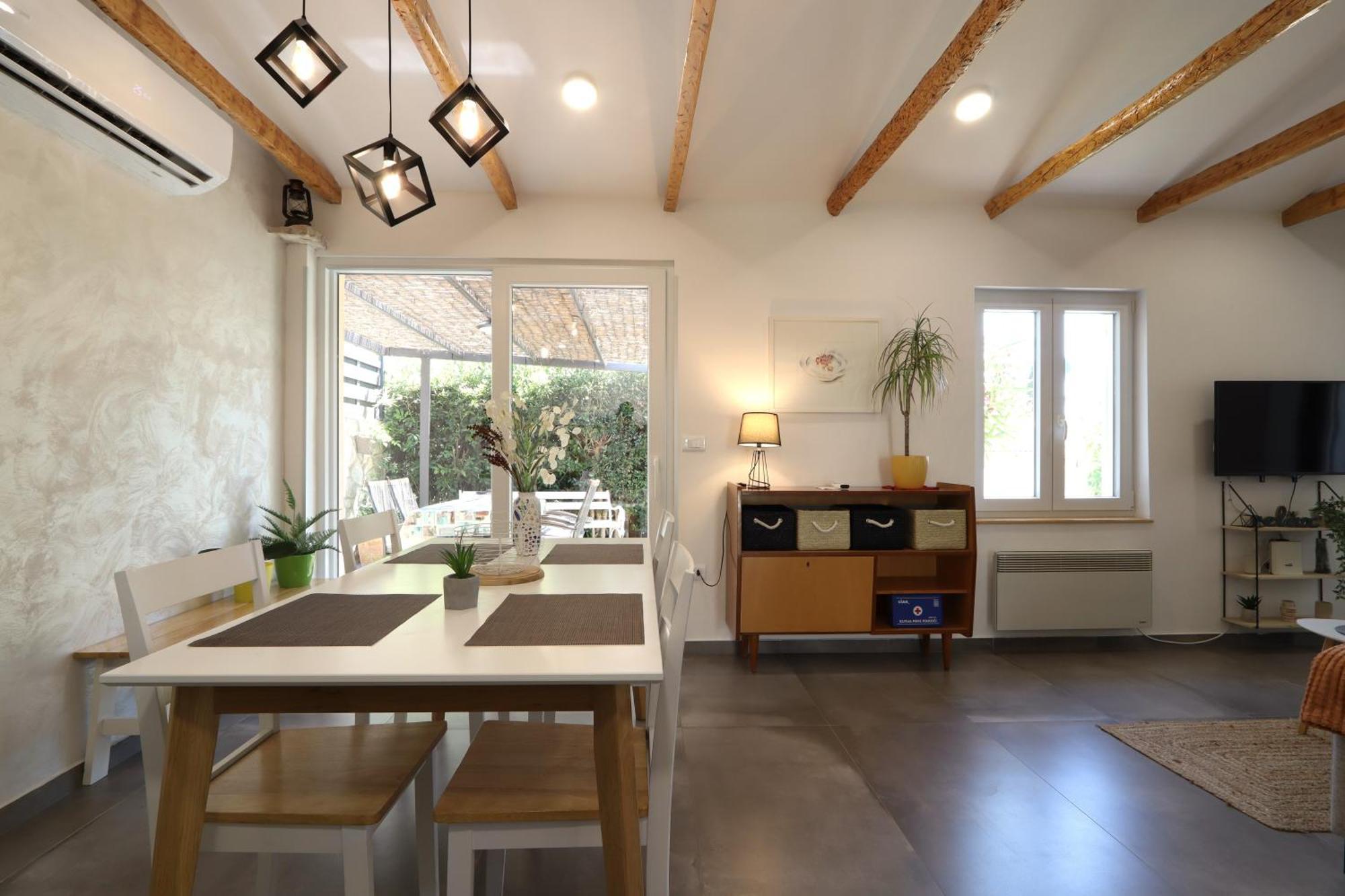 מדולין Holiday House "Laurus Garden" With Private Parking מראה חיצוני תמונה